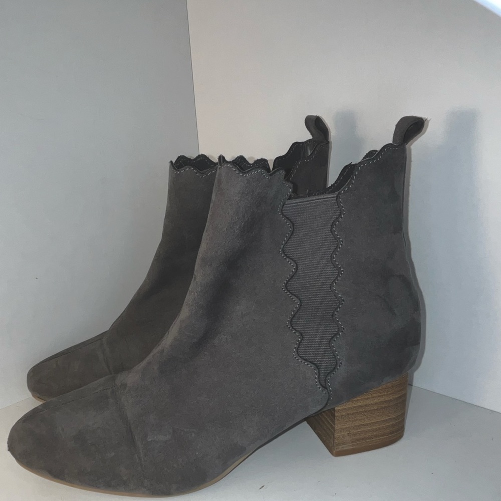Lane Bryant Bootie Boots Gray stacked heel size 8W